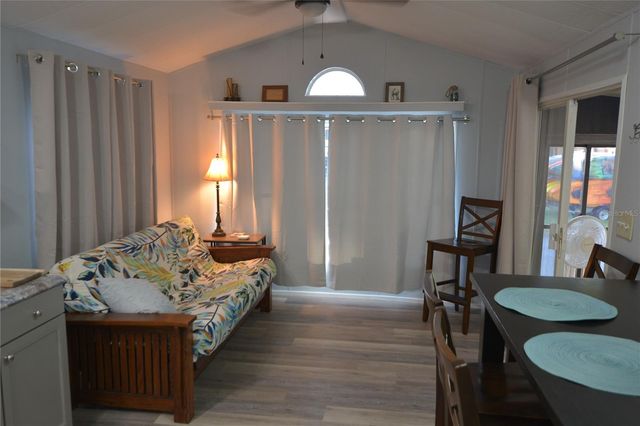 25144 NE 140TH LOOP, Fort Mc Coy, FL 32134