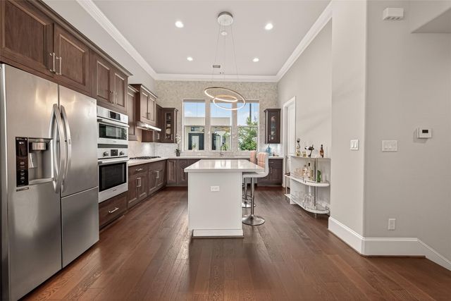 2709 Kinsley Oaks Drive, Houston, TX 77007