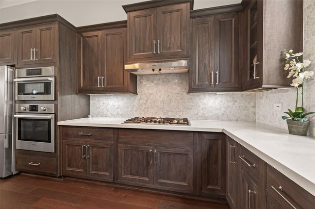 2709 Kinsley Oaks Drive, Houston, TX 77007