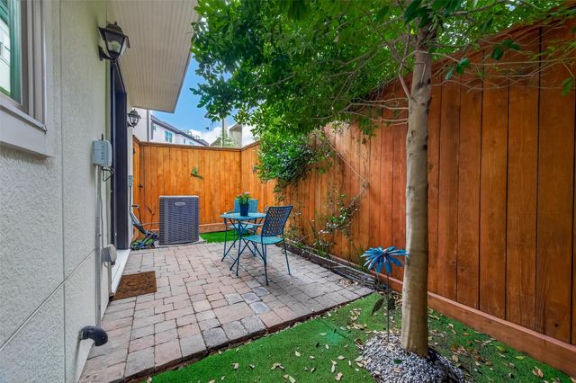 2709 Kinsley Oaks Drive, Houston, TX 77007