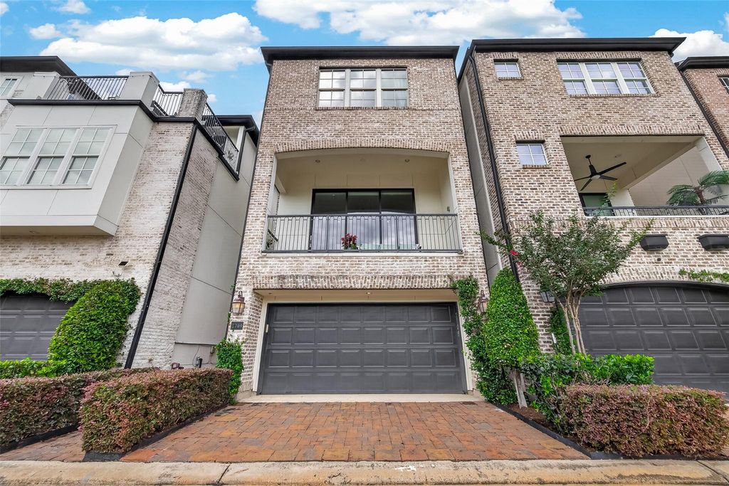 2709 Kinsley Oaks Drive, Houston, TX 77007