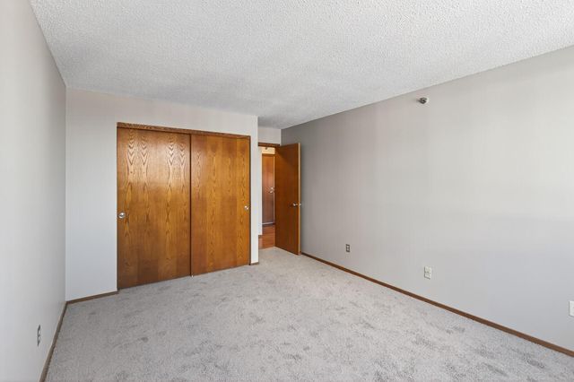 433 S 7th Street 2121, Minneapolis, MN 55415