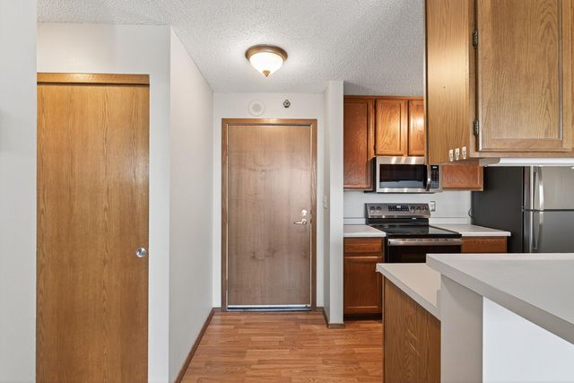 433 S 7th Street 2121, Minneapolis, MN 55415