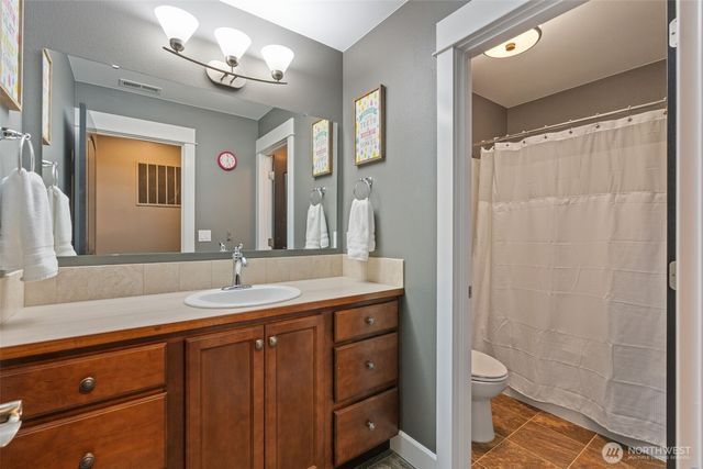 8022 57th Lane NE, Olympia, WA 98516