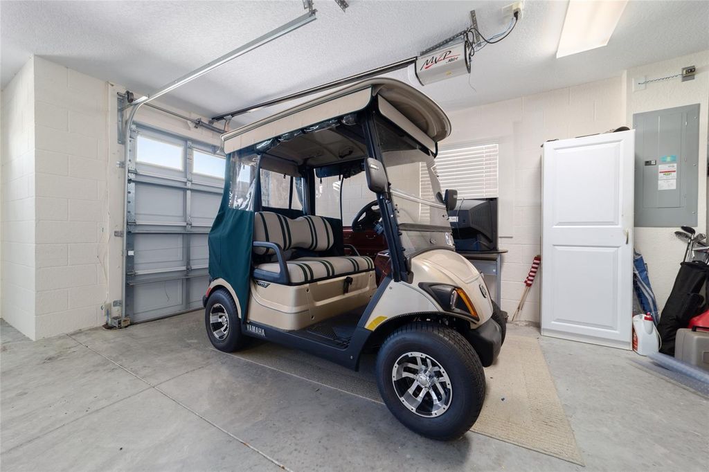 Image 30 of property listing at 2505 HEATH SPRINGS DRIVE, The Villages, FL 32162