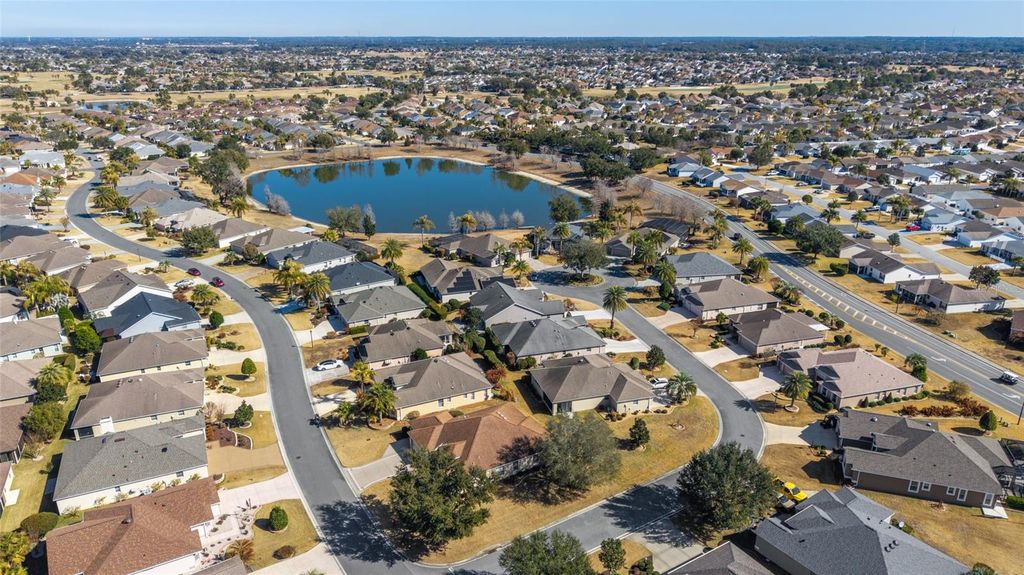 Image 38 of property listing at 2505 HEATH SPRINGS DRIVE, The Villages, FL 32162