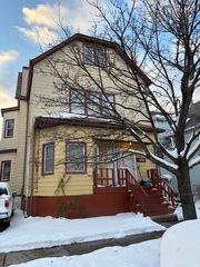 2524 N Central Park Avenue 3, Chicago, IL 60647