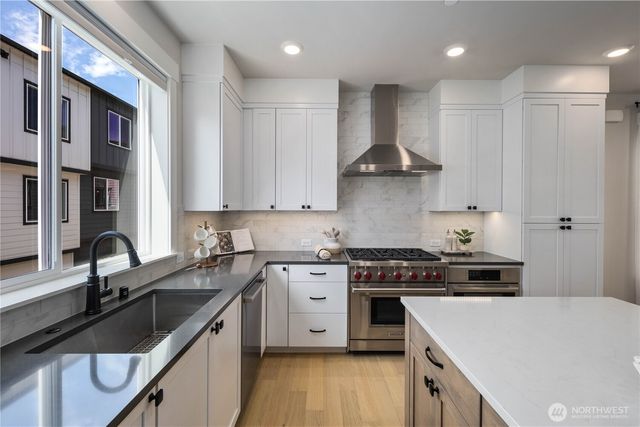 14315 149th Place NE, Woodinville, WA 98072