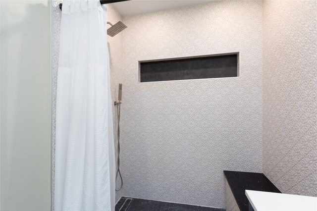 3217 Cedarcroft Lane, Dallas, TX 75233