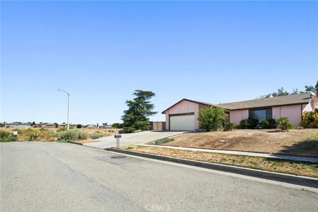 39144 Whiteash Drive, Palmdale, CA 93551