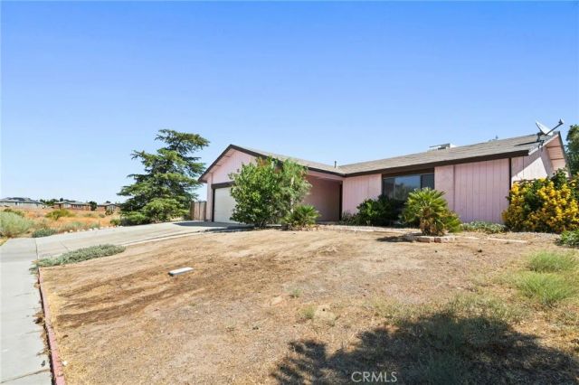 39144 Whiteash Drive, Palmdale, CA 93551