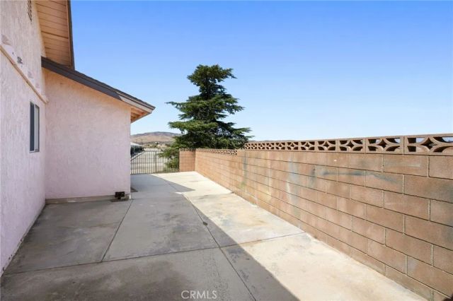 39144 Whiteash Drive, Palmdale, CA 93551
