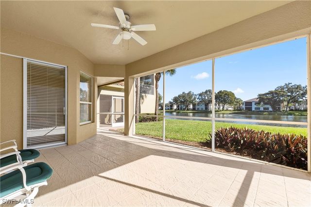 1875 Les Chateaux Blvd 104, Naples, FL 34109