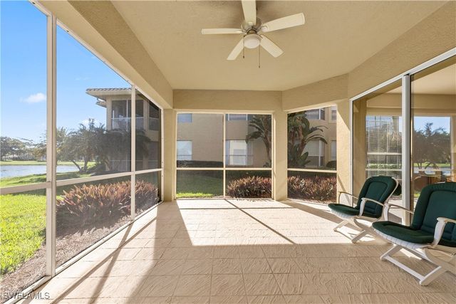 1875 Les Chateaux Blvd 104, Naples, FL 34109