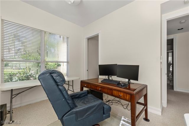 1875 Les Chateaux Blvd 104, Naples, FL 34109