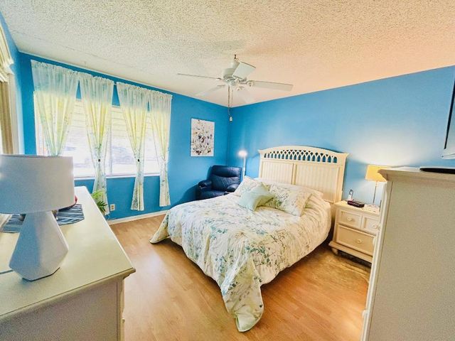 222 Pine Hov Circle A-1, Greenacres, FL 33463