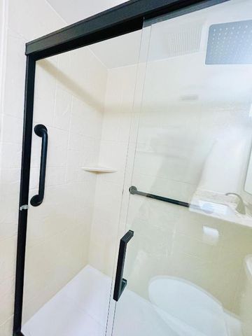 222 Pine Hov Circle A-1, Greenacres, FL 33463