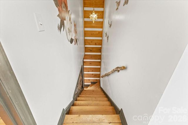 1444 Rich Mountain Road, Zionville, NC 28698