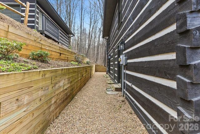 1444 Rich Mountain Road, Zionville, NC 28698