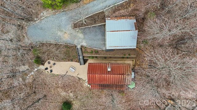 1444 Rich Mountain Road, Zionville, NC 28698