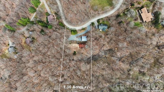 1444 Rich Mountain Road, Zionville, NC 28698
