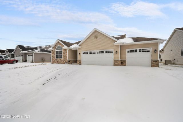 1015 Plumcreek Road, Toledo, OH 43615