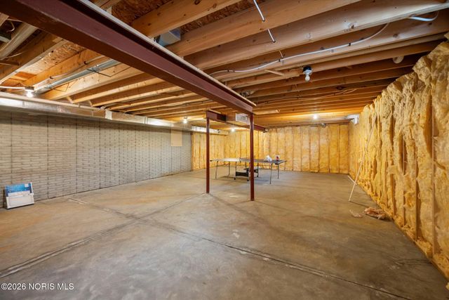 1015 Plumcreek Road, Toledo, OH 43615