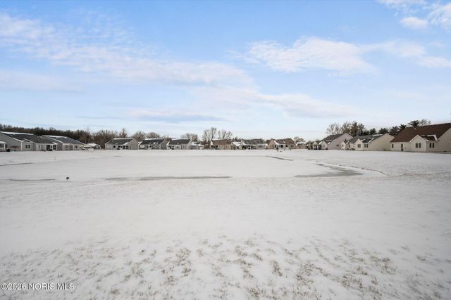 1015 Plumcreek Road, Toledo, OH 43615