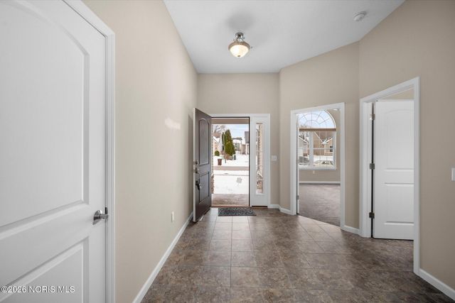 1015 Plumcreek Road, Toledo, OH 43615