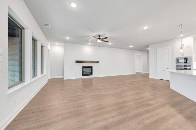 732 Shinnery Oak Way, Waxahachie, TX 75165