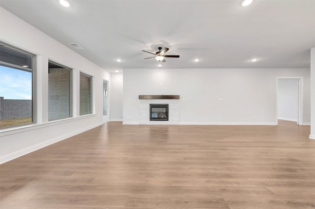 732 Shinnery Oak Way, Waxahachie, TX 75165