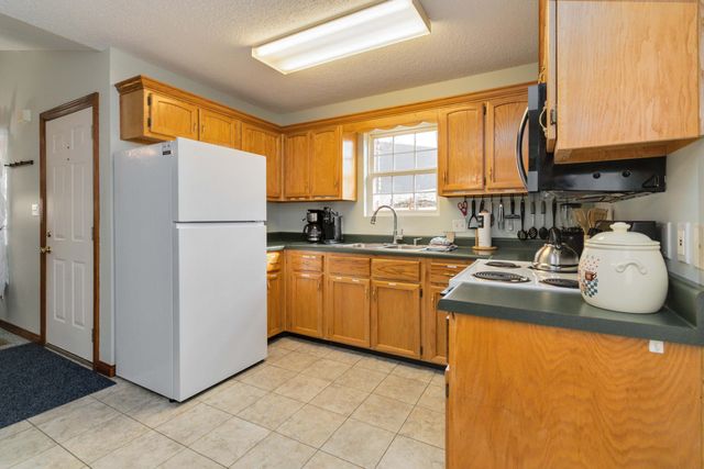 607 Enchanted Forest Way, Burnside, KY 42519