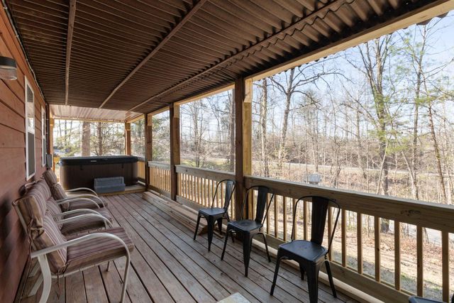 607 Enchanted Forest Way, Burnside, KY 42519