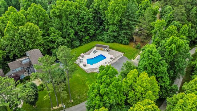 607 Enchanted Forest Way, Burnside, KY 42519