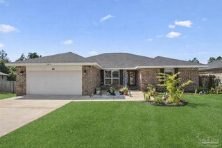 5653 Burr St, Milton, FL 32570