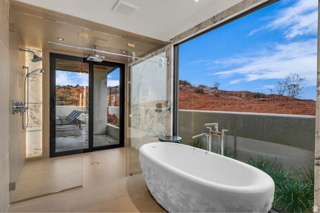 63 E COLIMA RD, Washington, UT 84780