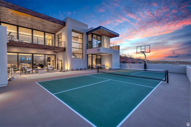 63 E COLIMA RD, Washington, UT 84780