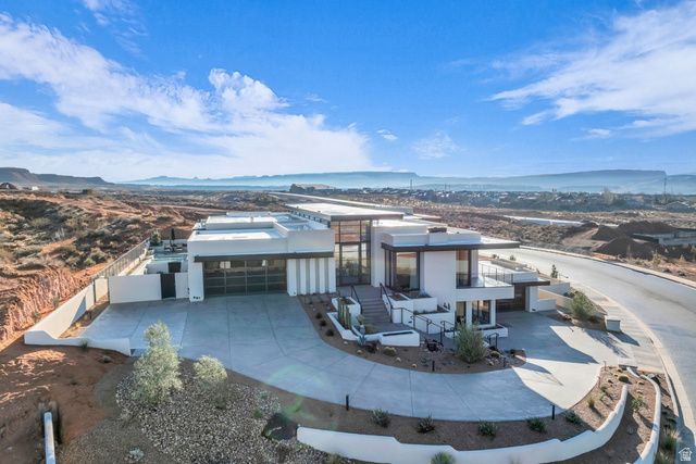 63 E COLIMA RD, Washington, UT 84780