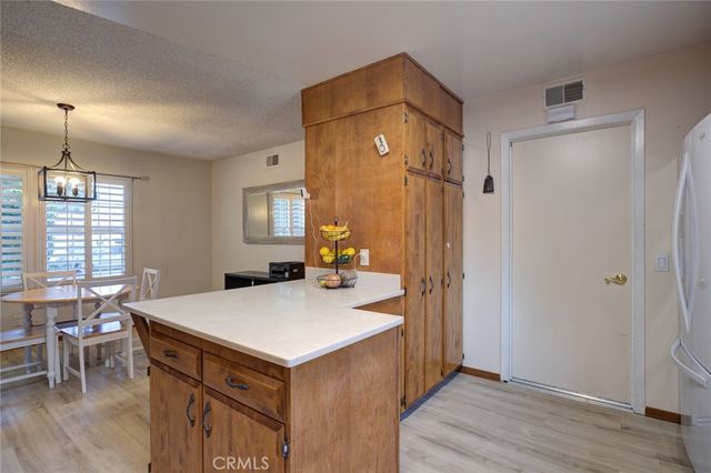602 E Bunny, Santa Maria, CA 93454