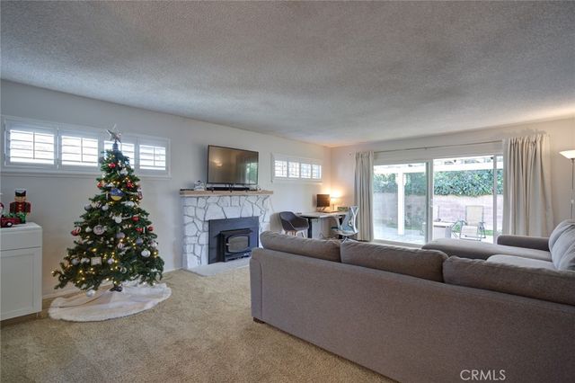 602 E Bunny, Santa Maria, CA 93454