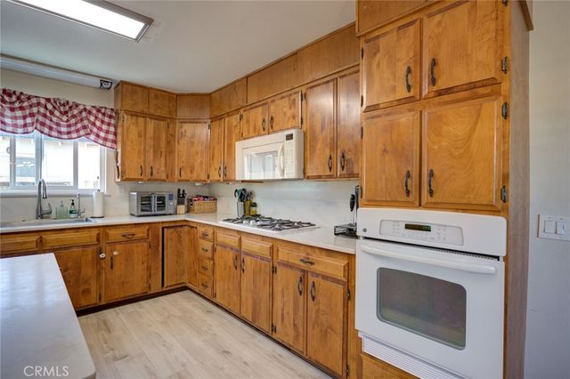 602 E Bunny, Santa Maria, CA 93454