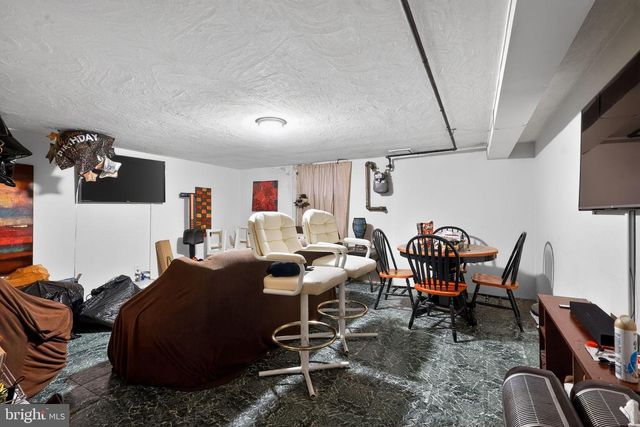 4026 GIDEON RD, Brookhaven, PA 19015