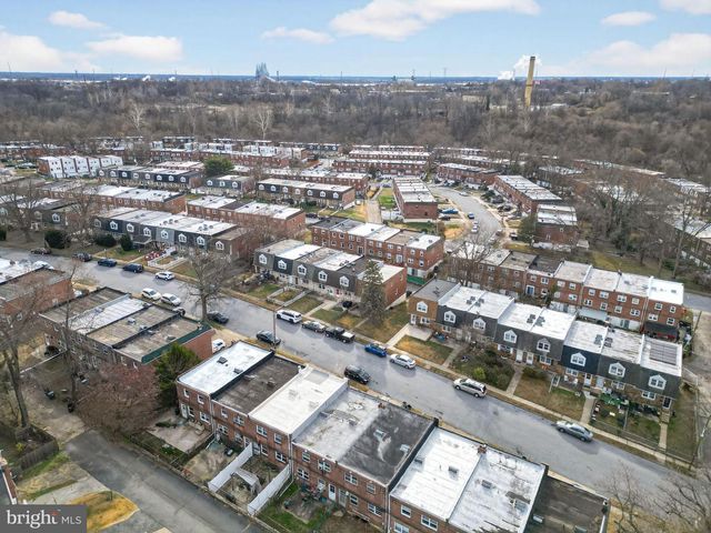 4026 GIDEON RD, Brookhaven, PA 19015