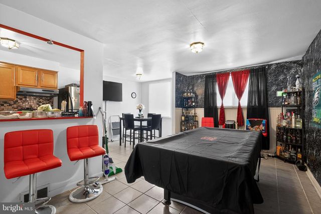 4026 GIDEON RD, Brookhaven, PA 19015