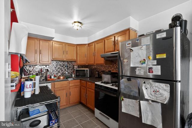 4026 GIDEON RD, Brookhaven, PA 19015