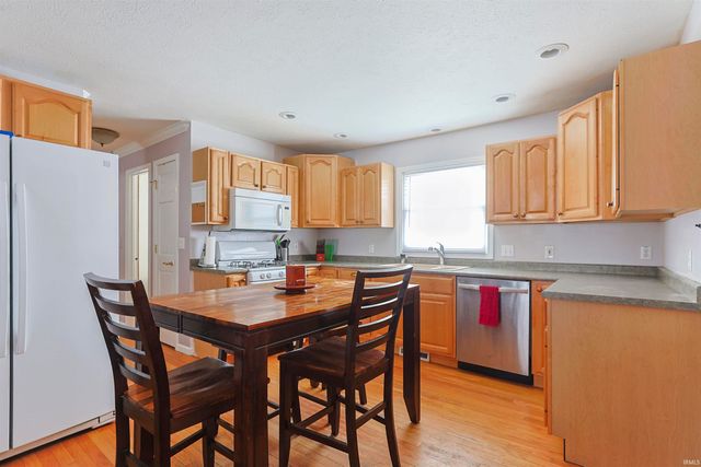 12338 Ashland Street, Granger, IN 46530