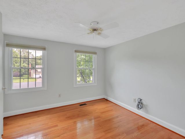 18 WINDMILL CT, Silver Spring, MD 20905