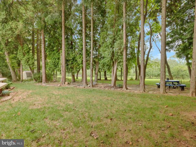 18 WINDMILL CT, Silver Spring, MD 20905