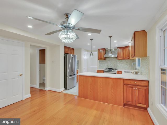 18 WINDMILL CT, Silver Spring, MD 20905