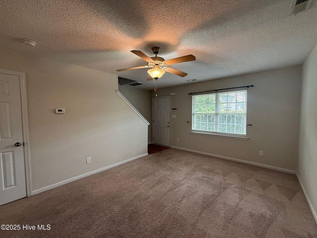 7000 Banister Loop, Jacksonville, NC 28546